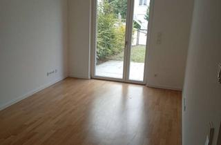 Wohnung mieten in Moosstraße 70, 12439 Niederschöneweide (Treptow), Schöne 2 Zimmer Wohnung mit Garten
