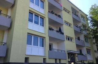 Wohnung mieten in Steinkuhle 44, 45470 Mülheim, Schön aufgeteilte, renovierte 3 Zimmer mit Fernsichtbalkon