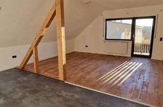 Wohnung mieten in 66589 Merchweiler, Ruhige 4,5 Zimmer Maisonette mit Sonnenbalkon und 2 Stellplätzen