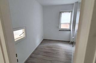 Wohnung mieten in Nibelungenstr. 30, 42369 Ronsdorf, Zwei Zimmer in Wuppertal: Modernisierte Wohnung in Ronsdorf