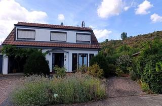 Einfamilienhaus kaufen in 67269 Grünstadt, Viel Platz für Ihre Pläne: Einfamilienhaus in Grünstadt