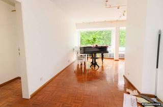 Wohnung kaufen in 47803 Krefeld, Geräumige Maisonette mit 5 Zimmern in Krefeld am Stadtwald – Perfekt für Paare und Familien