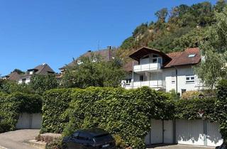 Wohnung kaufen in 79639 Grenzach-Wyhlen, Grenzach-Wyhlen - Gepflegte 3-Zimmer-Dachgeschosswohnung mit Weitblick über den Rhe