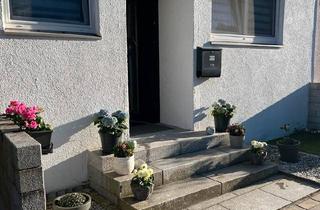 Haus kaufen in 90522 Oberasbach, Oberasbach - Provisionsfrei! Modernisiertes RMH in Oberasbach