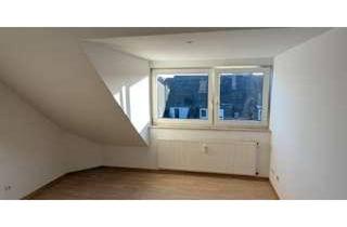 Wohnung kaufen in 53119 Bonn, Bonn - Vermietete DG Wohnung mitten in Bonn - ca.28 m² + 15 m² Keller +