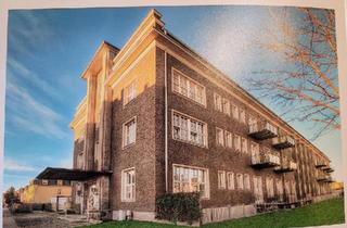 Wohnung kaufen in 01445 Radebeul, Radebeul - Eigentumswohnung in ehemaligen Industriekomplex