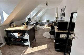 Wohnung kaufen in 52066 Aachen, Helle, modern sanierte Dachgeschosswohnung in attraktiver Aachener Lage