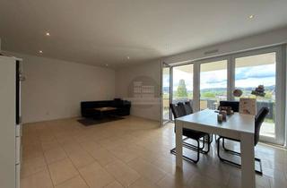 Wohnung kaufen in 54329 Konz, Moderne 2-Zimmer-Wohnung mit großem Balkon, Weitblick & Tiefgaragenstellplatz in Konz