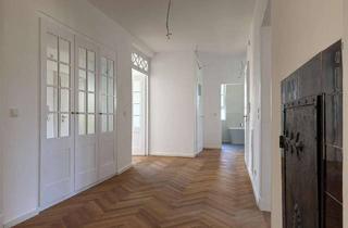 Wohnung kaufen in Friedrich-Ebert-Straße 18, 73033 Göppingen, Exklusive, kernsanierte 146 m² Altbauwohnung in Top-Lage von Göppingen-stilvoll, modern, einzigartig