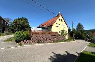 Wohnung kaufen in Schlossberg 24C, 01744 Schmiedeberg, "Bezugsfreie 2-Zimmer-Dachgeschosswohnung mit Carport-Stellplatz und Option auf zwei weitere Zimmer"