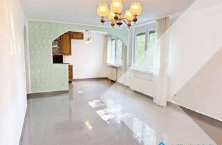 Wohnung kaufen in 72793 Pfullingen, 4-Zimmer-Wohnung mit Charakter und Balkon in Pfullingen
