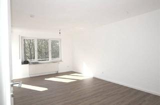 Wohnung kaufen in 71277 Rutesheim, Hier läst sich ruhig leben: Renovierte 2-Zi-Whg mit Balkon