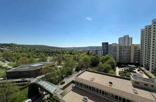 Wohnung kaufen in 71229 Leonberg, Erstbezug nach Sanierung: Groß, hell, weitsichtig, absolut zentral