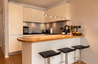 Wohnung kaufen in 22525 Stellingen, DREI ZIMMER VOLLER WOHNKOMFORT mit modernem, offenem Küchenbereich