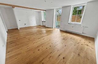 Wohnung kaufen in 91757 Treuchtlingen, Neuwertige 4-Zimmer-Erdgeschoss-Wohnung mit Balkon und Stellplatz in Treuchtlingen