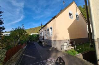 Wohnung mieten in Kölner Straße 43, 57518 Betzdorf, Doppelhaushälfte mit Garten für Handwerker