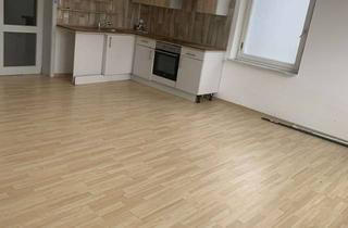 Wohnung mieten in Zellbach, 38678 Clausthal-Zellerfeld, Freundliche 4 Zimmer Erdgeschoßwohnung mit Einbauküche und Balkon. Stellplatz vorhanden.