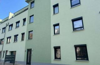Wohnung mieten in Liebenauer Straße 46, 06110 Lutherplatz, Moderner Wohntraum mit Terrasse, Garten, Stellplatz und Einbauküche!