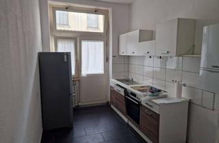 Wohnung mieten in Westliche- Karl- Friedrich- Straße 209, 75172 Weststadt, Gemütliche 2- Zimmer Single- Wohnung mit Einbauküche
