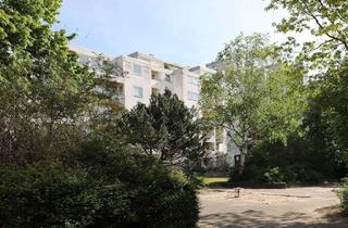 Wohnung mieten in Eisenacher Straße 17, 38444 Westhagen, Modernisierte Wohnung mit Dusche, Balkon und Garten // EG links