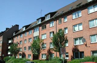 Wohnung mieten in Pickertstr. 21, 24143 Gaarden-Ost, Frisch modernisierte Dachgeschosswohnung (ohne Fahrstuhl)