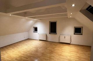 Wohnung mieten in 33609 Schildesche, Wohnen mit Charakter: Dachgeschosswohnung in Bielefeld-Heepen