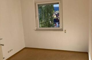Wohnung mieten in Olgastraße 77, 78532 Tuttlingen, Helle 4-Zimmer-Wohnung mit großem Balkon und EBK in Tuttlingen