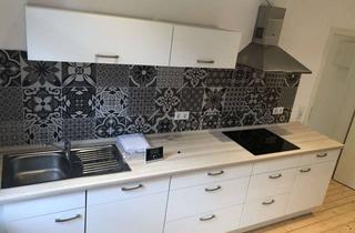Wohnung mieten in Hugo-Luther-Straße 57, 38118 Braunschweig, Stilvolle 2-Zimmer-Hochparterre-Wohnung EG rechts in Braunschweig