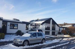 Reihenhaus kaufen in 47877 Willich, Modernisiertes Maisonette-Reihenhaus mit PV-Anlage, Marmorbad & Sommergarten