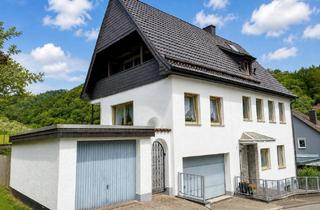 Haus kaufen in 58762 Altena, Freistehendes 2–3-Familienhaus mit Wintergarten, Balkon und vielseitigen Nutzungsmöglichkeiten