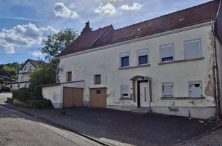 Bauernhaus kaufen in 66822 Lebach, Ehemaliges Bauernhaus in Lebach-Steinbach zu verkaufen!