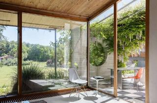 Haus kaufen in 82234 Weßling, Architekten-Bungalow in Traumlage mit Blick über Pferdekoppeln