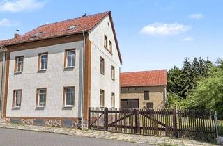 Doppelhaushälfte kaufen in 04552 Borna, Doppelhaushälfte mit großem Grundstück und viel Potenzial in Borna