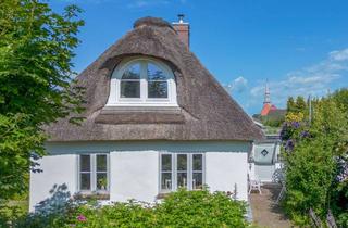 Haus kaufen in 25792 Neuenkirchen, Reetdach im Coastal Style - Ankommen - Leben