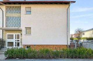 Mehrfamilienhaus kaufen in 63477 Maintal, Gepflegtes Mehrfamilienhaus mit drei Wohneinheiten und Garagen in Maintal