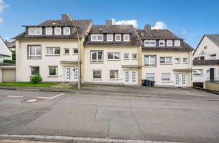 Mehrfamilienhaus kaufen in 59872 Meschede, Attraktives Mehrfamilienhaus mit Potenzial – zwei Einheiten sofort verfügbar
