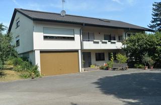 Haus kaufen in 74366 Kirchheim, Aussiedlerhof mit großem Wohnhaus und Hallen