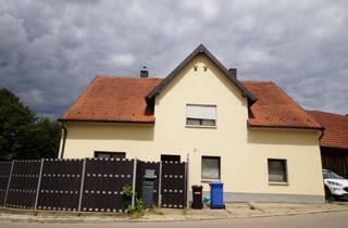 Haus kaufen in 92355 Velburg, Wohnhaus mit viel Platz und Gestaltungsspielraum