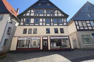 Anlageobjekt in Untergasse 23-25, 36304 Alsfeld, Wohn- und Geschätshaus in zentraler Altstadtnähe (nach WEG aufgeteilt)