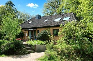 Anlageobjekt in 21255 Kakenstorf, Vermietet! Zwei Wohneinheiten und ein idyllisches Grundstück