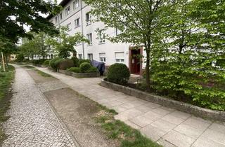 Wohnung kaufen in Weserstrasse XXX, 14513 Teltow, Vermietete 3 Zimmer Wohnung mit Gartenanteil und Tiefgaragenplatz