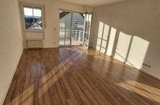 Wohnung kaufen in 65835 Liederbach, Moderne und gemütliche 1-Zimmer-Wohnung mit Sonnenbalkon, Einbauküche und neuem Bad in Liederbach