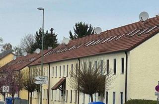 Wohnung kaufen in Breslauerstr. 10-20, 94032 Passau, Helle 2-Zimmer Wohnung im 1. OG mit Balkon in Passau-Haidenhof Nord