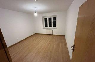 Wohnung mieten in Pestalozzistraße 83, 08371 Glauchau, Gemütliche 3-Zimmer-Wohnung in Glauchau