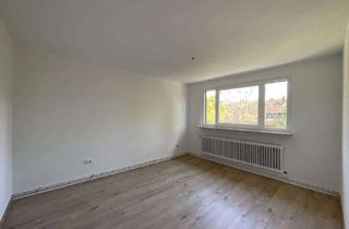 Wohnung mieten in Bremer Straße 228, 26389 Bant, Sanierte 3-Zimmer-Wohnung im Dachgeschoss mit Dusche in Wilhelmshaven City! Bezugsfertig!