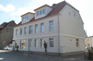 Wohnung mieten in 23948 Klütz, attraktive 1-Zimmer-Wohnung im Dachgeschoss in der Schlossstadt Klütz!