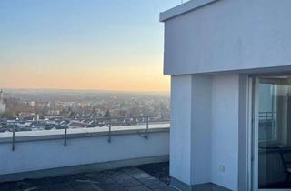 Penthouse mieten in Konrad-Adenauer-Straße 21, 88471 Laupheim, Sanierte Penthouse-Wohnung mit eineinhalb Zimmern sowie Balkon und EBK in Laupheim