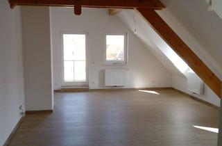 Wohnung mieten in 72348 Rosenfeld, 4,5 Zimmer-Dachgeschoss-Schmuckstück mit Balkon und EBK über den Dächern Rosenfelds