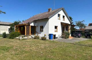 Einfamilienhaus kaufen in 94486 Osterhofen, Osterhofen - Einfamilienhaus auf großem Grundstück in ruhiger Sackgassenlage