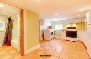 Wohnung kaufen in 76549 Hügelsheim, 1-Zimmer-Wohnung mit Pkw-Stellplatz in ruhiger Wohnlage
